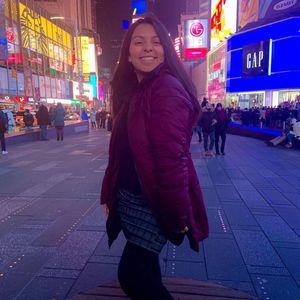 Meet your Posher, Alyssa